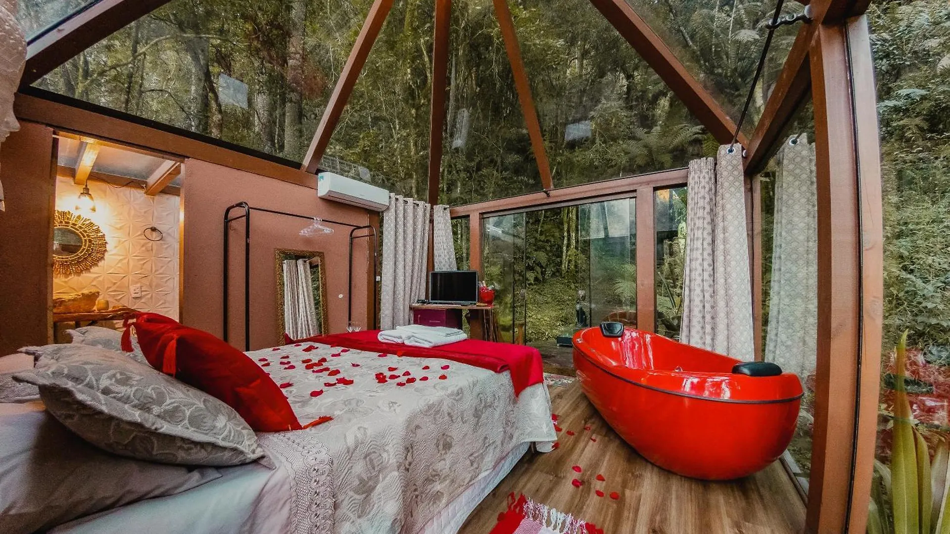 فندق Pousada Jardim Do Buda Com Cafe E Piscina أوروبيسي 0*,  البرازيل