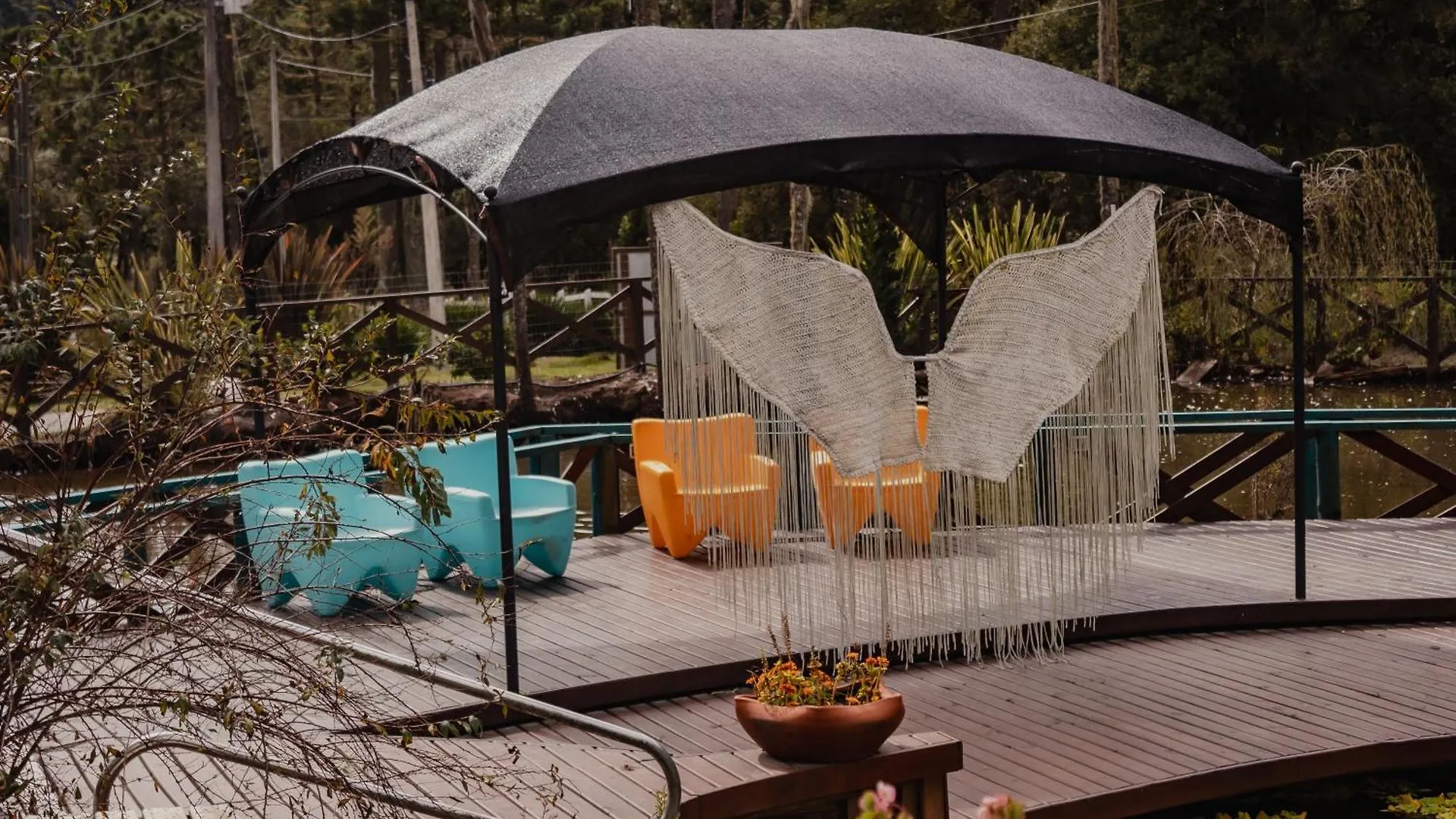 فندق Pousada Jardim Do Buda Com Cafe E Piscina أوروبيسي 0*,